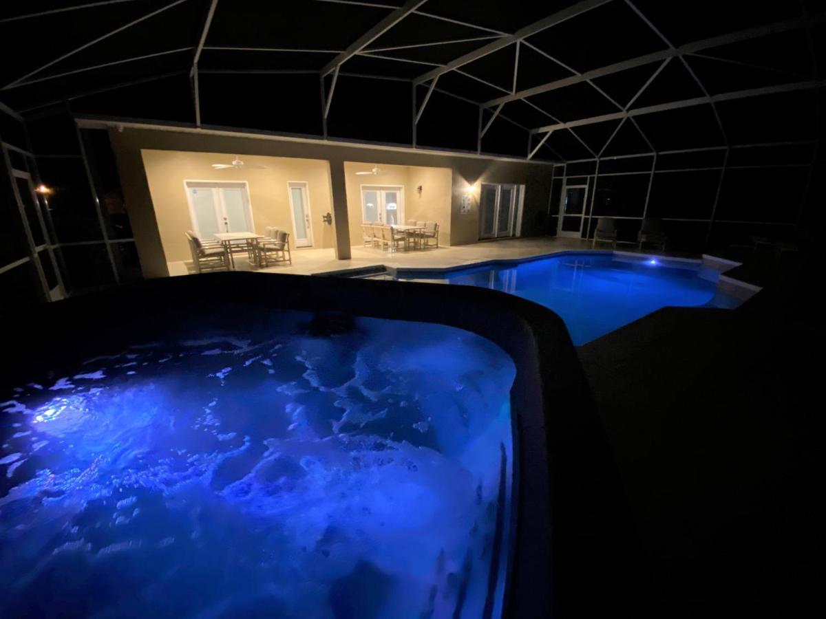Mickeys Pearl - Phenomenal 7Br With 4 Master Suites Privacy Pool & Hot Tub Gas Bbq - 2 Miles To Disney Orlando Ngoại thất bức ảnh